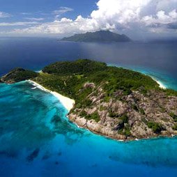 10 самых интересных островов, которые можно купить