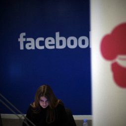 «Разработчикам надо привыкнуть к тому, что Facebook немного отличается от других сетей»