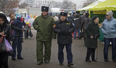 Как казаки патрулируют улицы Москвы