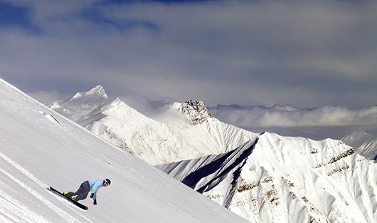 Курс в гору: 15 лучших горнолыжных курортов России и СНГ