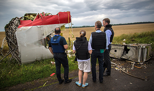 На обломках лайнера: как собирают тела погибших в катастрофе Boeing-777