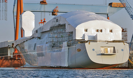 Российского миллиардера назвали заказчиком крупнейшей яхты в мире