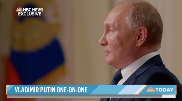 «У нас нет обычая кого-либо убивать»: Путин отверг версию о причастности властей к покушению на Навального