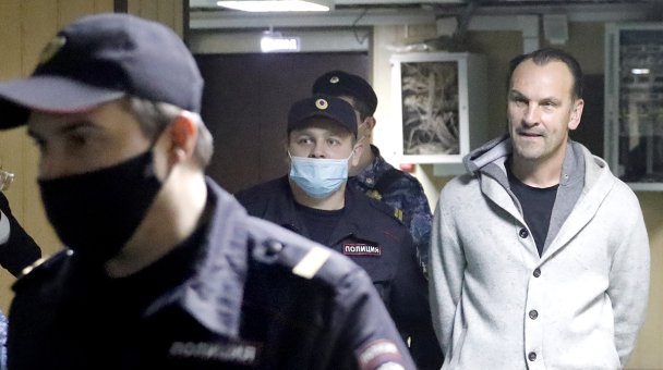 Песков подтвердил обсуждение ареста топ-менеджера банка «Траст» Хабарова на встрече Путина с РСПП