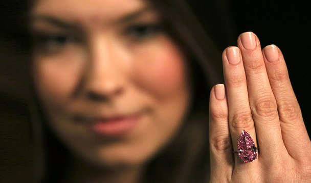 Время выбирать камни: самые дорогие бриллианты, выставленные на аукционах