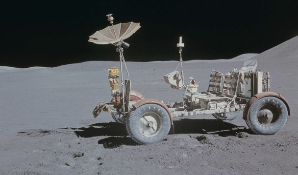 Лунные линзы: снимки и видео, заснятые лунной миссией «Аполлон-15»