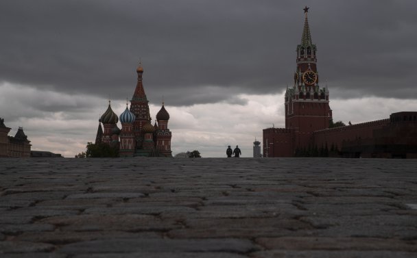 СМИ узнали об обсуждении властями Москвы возврата жесткого карантина и пропусков