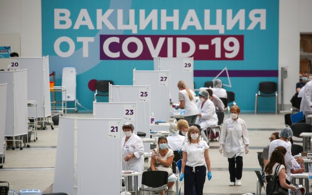 Власти Москвы оказались не готовы принять у бизнеса данные о вакцинации сотрудников