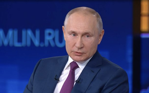 Путин призвал коммерческие банки контролировать переводы для борьбы с мошенниками