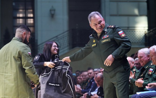 Бомбер Шойгу. Коллекция одежды от Тимати для Минобороны