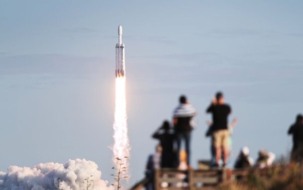 SpaceX Маска отправит новую группу астронавтов на МКС в ноябре