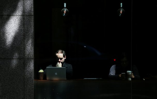 Фото Mohssen Assanimoghaddam / DPA / TASS
