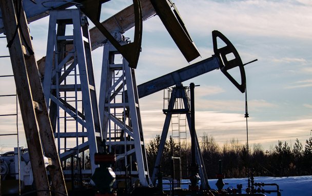 «Слишком много нефти»: Россия и ОПЕК договорились о крупнейшем сокращении добычи