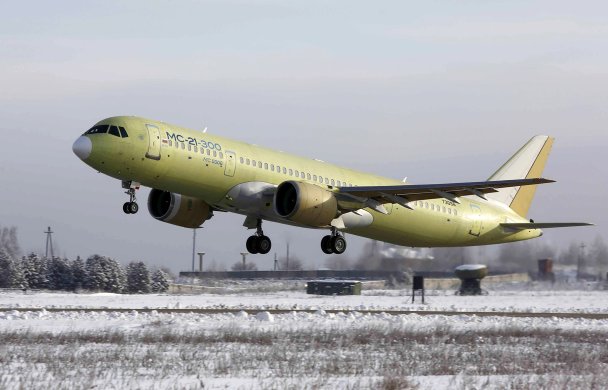 Самолет МС-21 с российскими двигателями совершил первый полет
