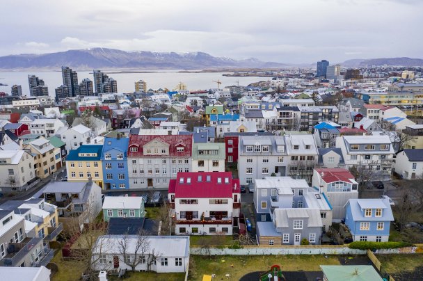 Только для богатых: Исландия предложила специальные визы для работающих удаленно   