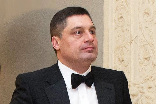 Суд арестовал активы Шишханова по рекордному иску банка «Траст»