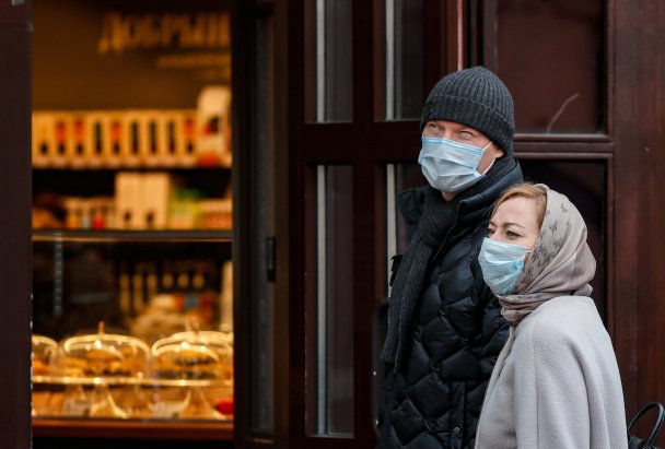 Число новых заболевших коронавирусом в России приблизилось к рекордному