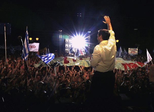 В долгу не остались: Греция проголосовала против условий кредиторов