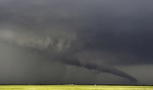 Чудовищный торнадо: смерч в Оклахоме унес жизни десятков человек