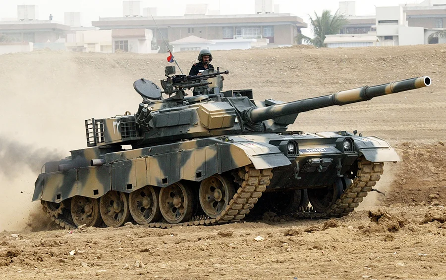 Пять самых продаваемых танков в мире. Есть ли конкуренты у российского  бестселлера Т-90? | Forbes.ru