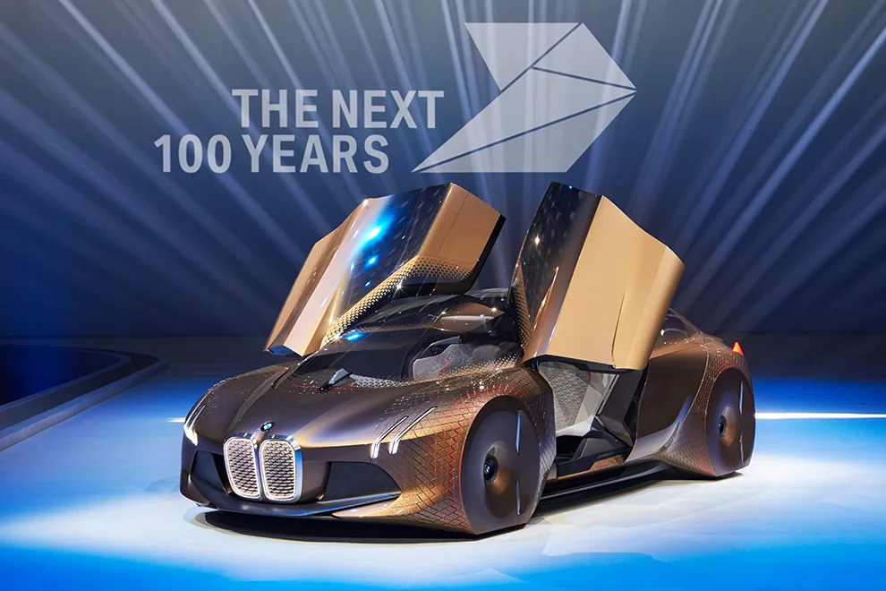 BMW MZ8 - направление в будущее к 100-летию легендарной марки БМВ