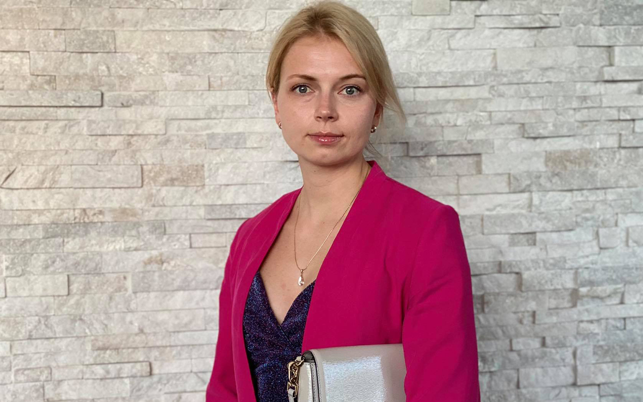 «Я работаю в Tesla»: как россиянка Татьяна Борзова влияет на цены в ...