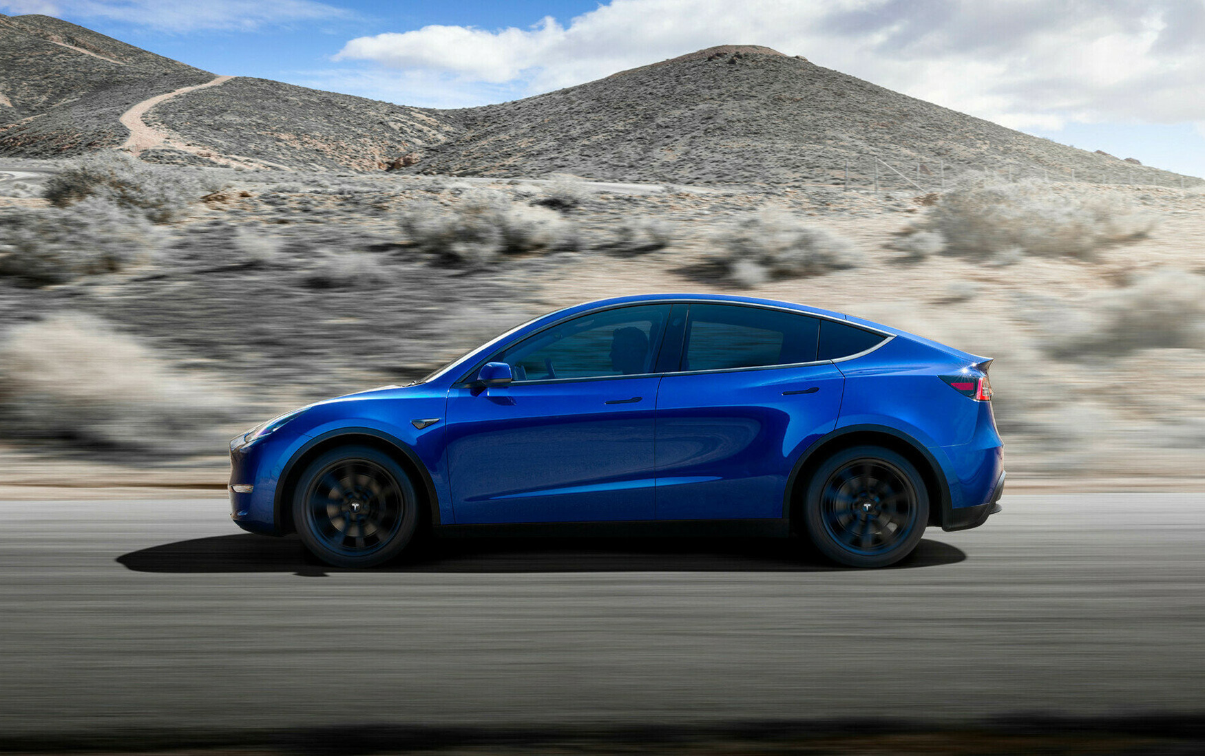 Tesla range. Tesla model y 2021. Кроссовер Tesla model y. Тесла хэтчбек 2021. Тесла модель y 2020