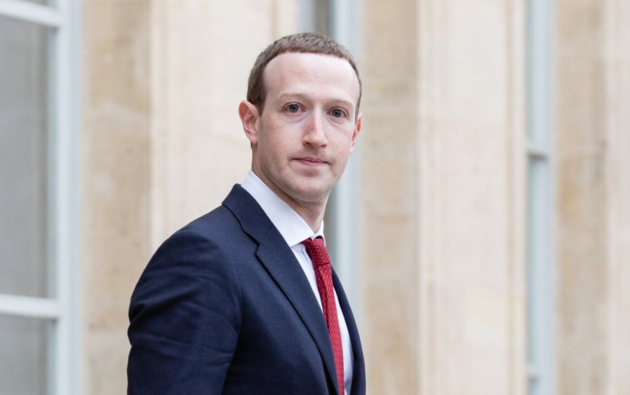 Facebook Scrutiny Puts Pressure on Chan Zuckerberg Initiative - Bloomberg