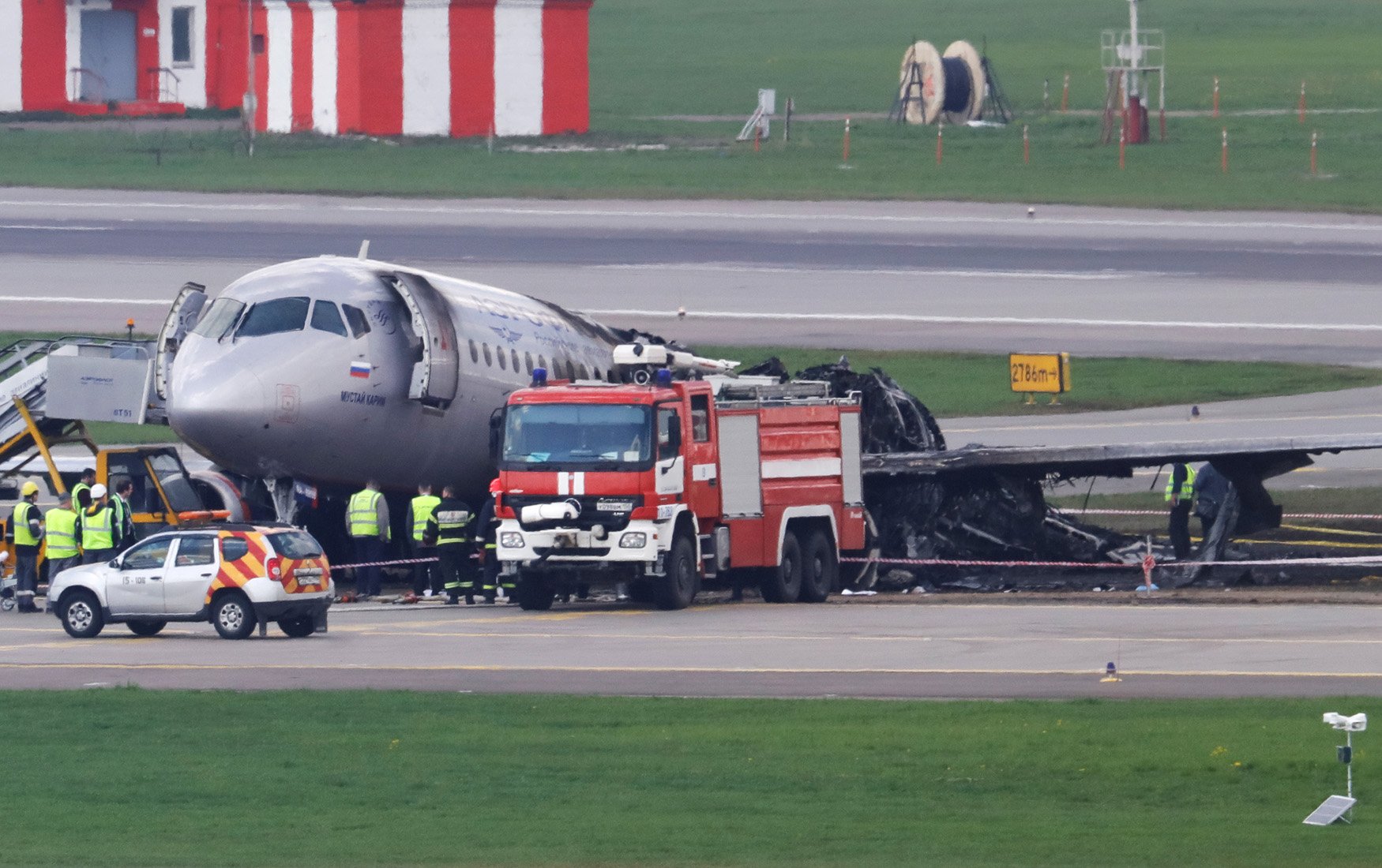 Сухой суперджет 100 катастрофы. Катастрофа SSJ 100 В Шереметьево. Катастрофа Суперджет 100 в Шереметьево. Суперджет 100 Шереметьево 2019. Авиакатастрофа Суперджет 100 в Шереметьево.