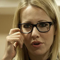 Ксения Собчак встанет за прилавок «Евросети»