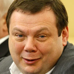 Почему Фридман бросил вызов Сечину