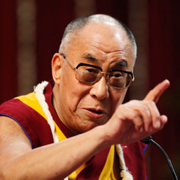 Далай-лама уходит из политики