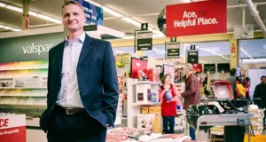 Победить Wal-Mart: выживут ли мелкие магазины рядом с мегамоллами