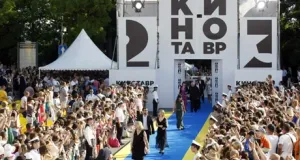 «Кинотавр»: добро пожаловать в ящик
