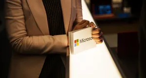 Надежная крыша: почему в Kodak и Microsoft люди работают дольше, чем в VISA и Google