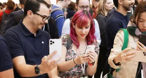 Почему Apple предложила россиянам свои сервисы по 40 рублей за $1
