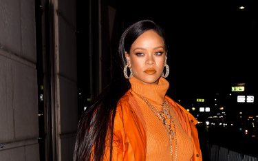 Rihanna — смотреть все порно видео онлайн бесплатно