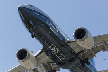      Boeing 737-800   -  20032016 Sputnik 