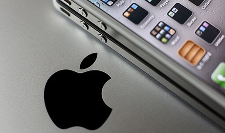 Пять лет жизни iPhone: как Стив Джобс заново изобретал телефон
