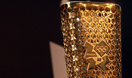 На Миланской неделе дизайна публике впервые представят Олимпийский факел лондонских Игр-2012, созданный британскими дизайнерами Эдвардом Барбером и Джеем Осджерби