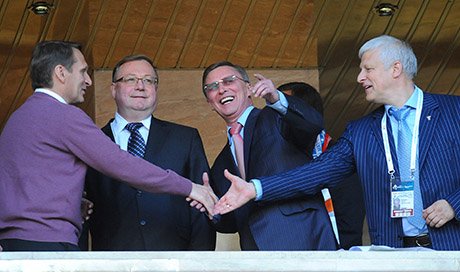 Олигархи и чиновники бегут из Российского футбольного союза