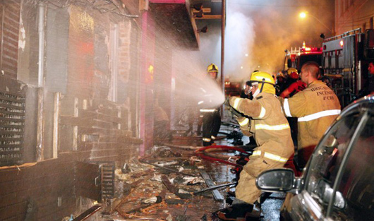 Пожар в ночном клубе в Бразилии: 233 погибших