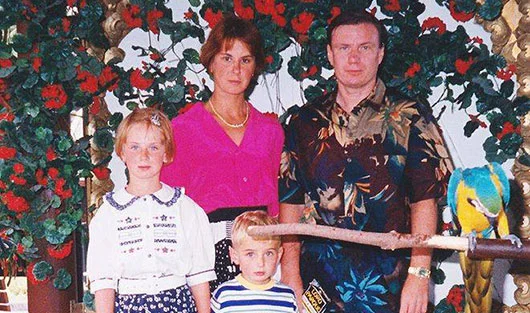 Двадцать лет спустя: чем занимались российские бизнесмены в 1990-х