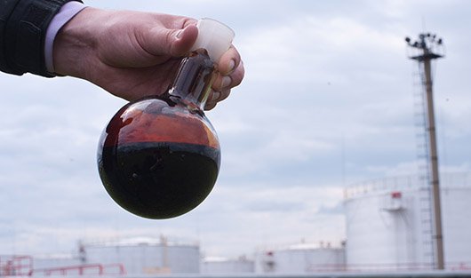 Алекперов предсказал среднюю цену нефти в 2015 году в $65-70