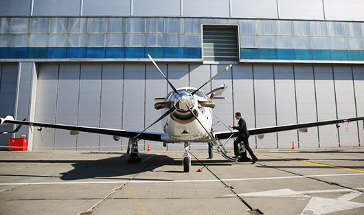 Новинки деловой авиации: фоторепортаж с Jet Expo-2014