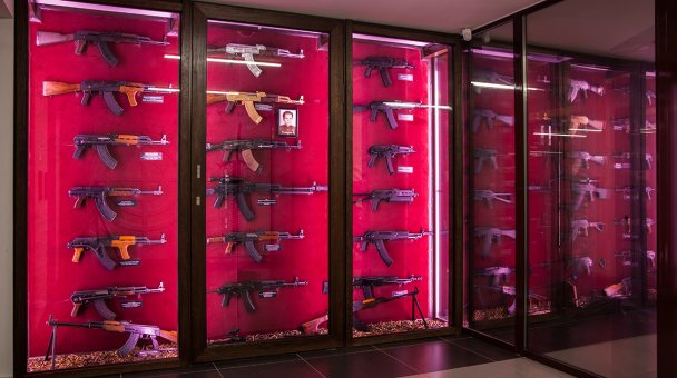 Приватный арсенал: что скрывает оружейная коллекция миллиардера Алтушкина
