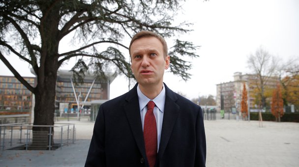 The Guardian назвал версию западных спецслужб о цели отравления Навального  