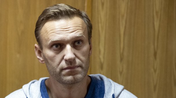 Полиция назвала обнаруженное на коже и одежде Навального вещество
