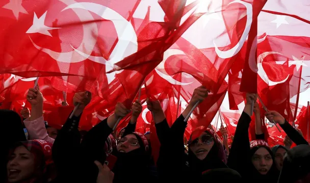 Фото REUTERS / Murad Sezer