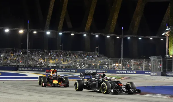 Apple заинтересовалась покупкой производителя спорткаров McLaren